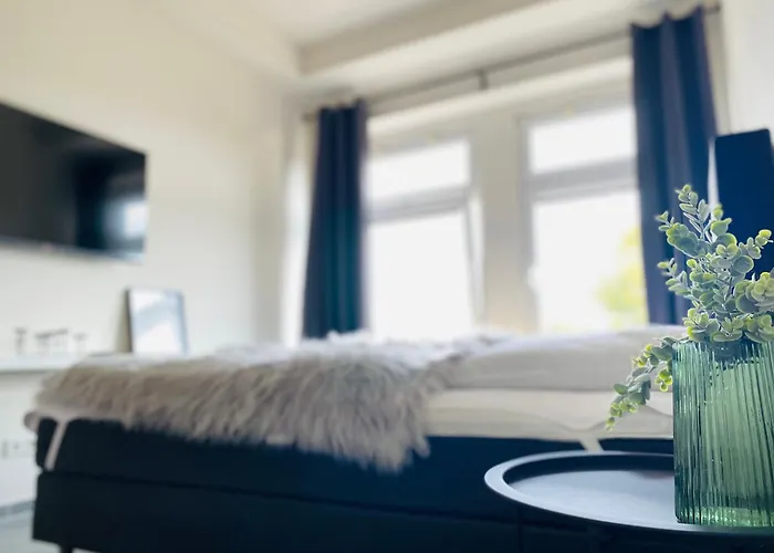 Pier 1 bis 4 gmütliche Zimmer mit Boxspringbett Cuxhaven